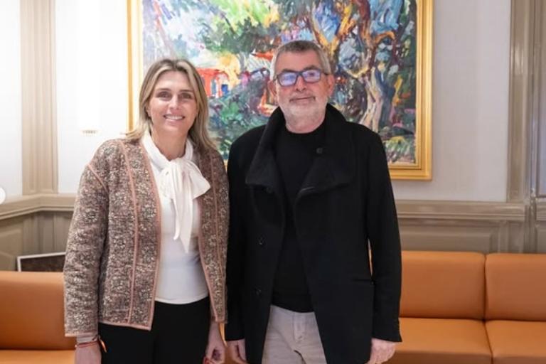 El Alcalde junto con la Presidenta de la Diputación