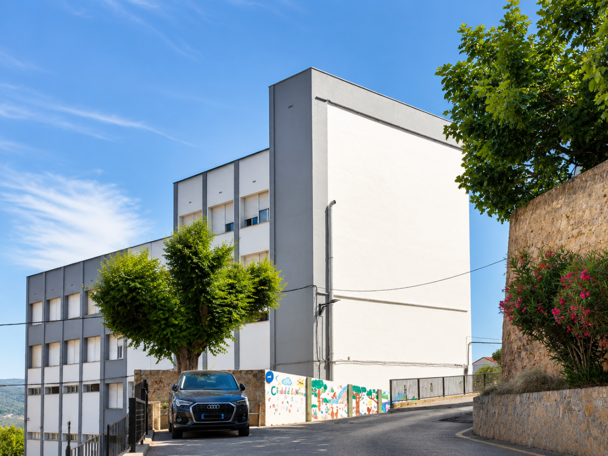 Vista del edificio de la Escuela Hogar